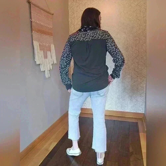 Mystree Women's Button Down Blouse Boho Mixed Print Floral Sz Medium - Picture 4 of 7